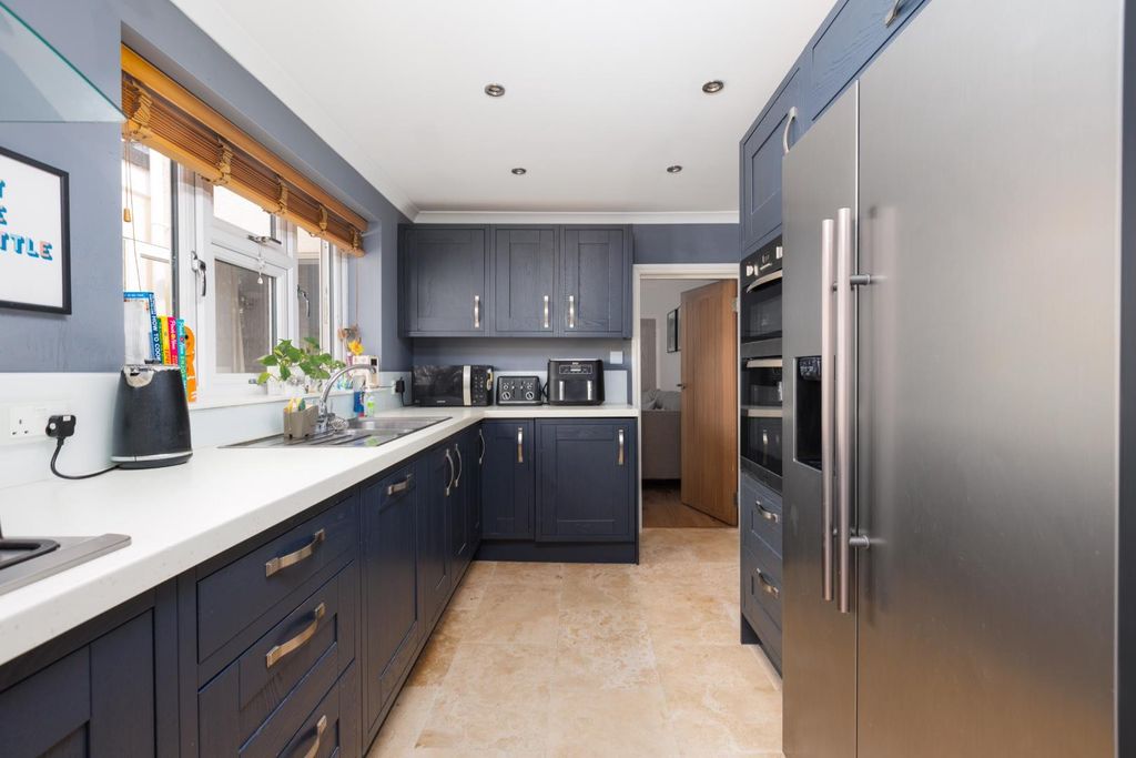 Property photo 3 of 30 148 Clouds Hill Road-15.Jpg