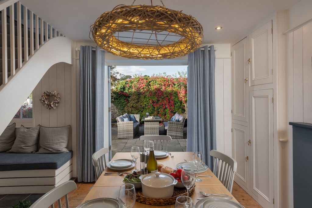 Property photo 1 of 18 Saviours View, 10 South Ford Road, Dartmouth - Open Plan Kitchen & Dining Room