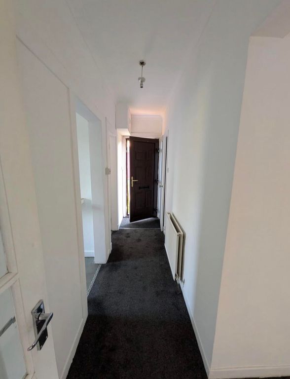 2 bed flat to rentWhiteside, Bathgate EH48 photo 5