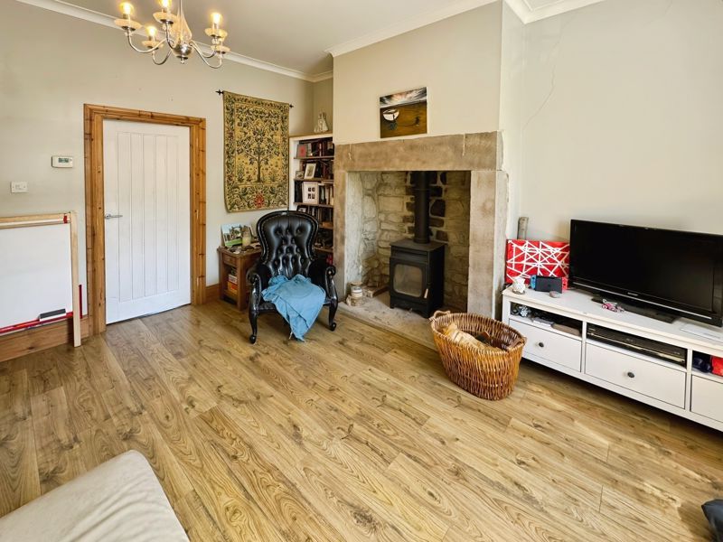 Property photo 2 of 13 Photo 12