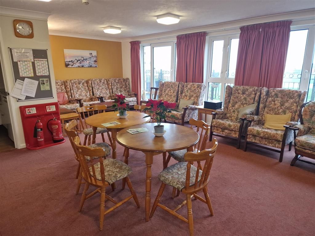 Property photo 1 of 5 Communal Lounge