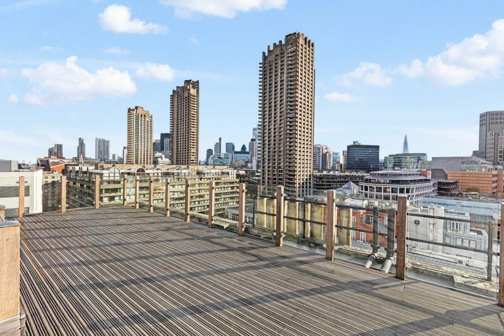 Property photo 1 of 12 Roof Terrace