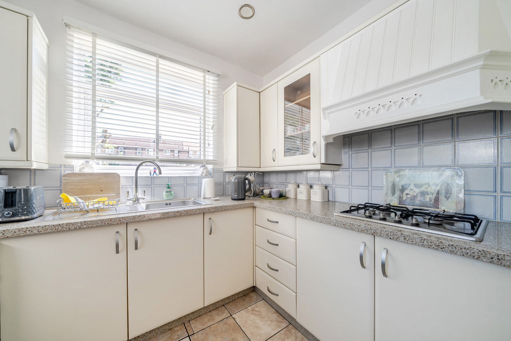 Property photo 2 of 18 1494785-14-6A58E1...