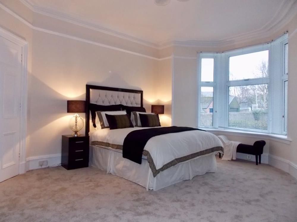 Property photo 3 of 14 Master