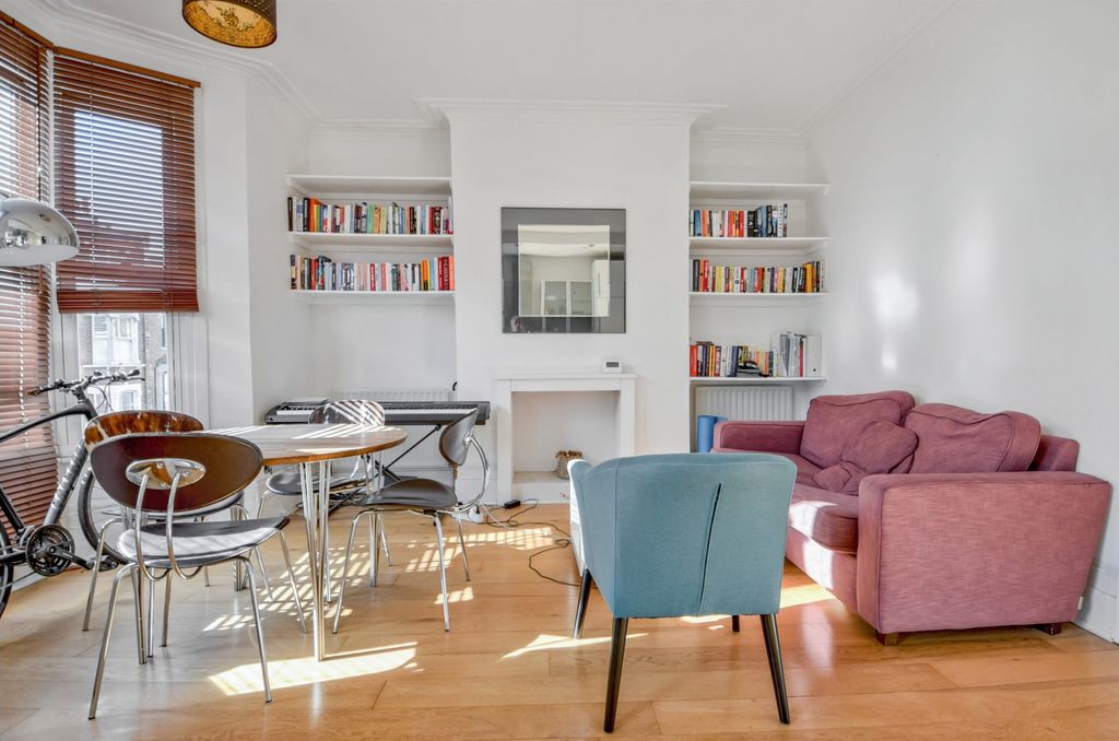 Property photo 3 of 8