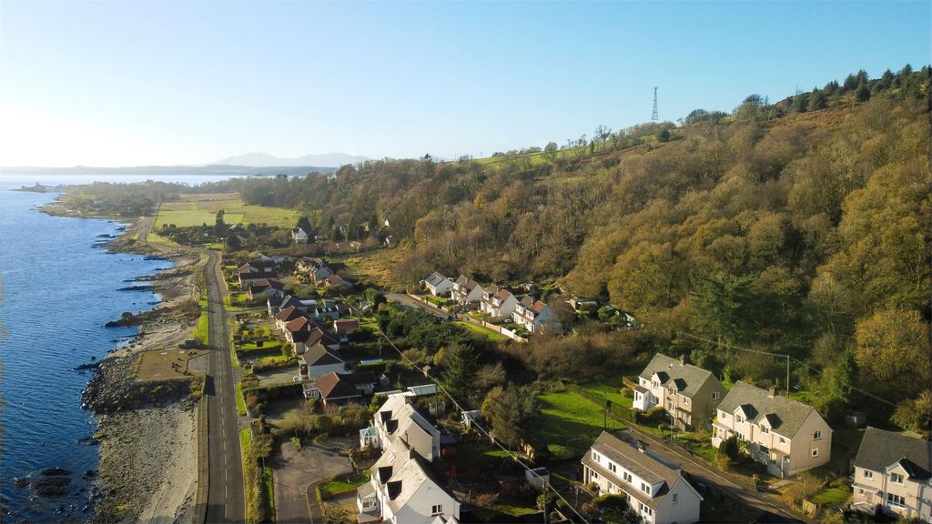 Property photo 3 of 25