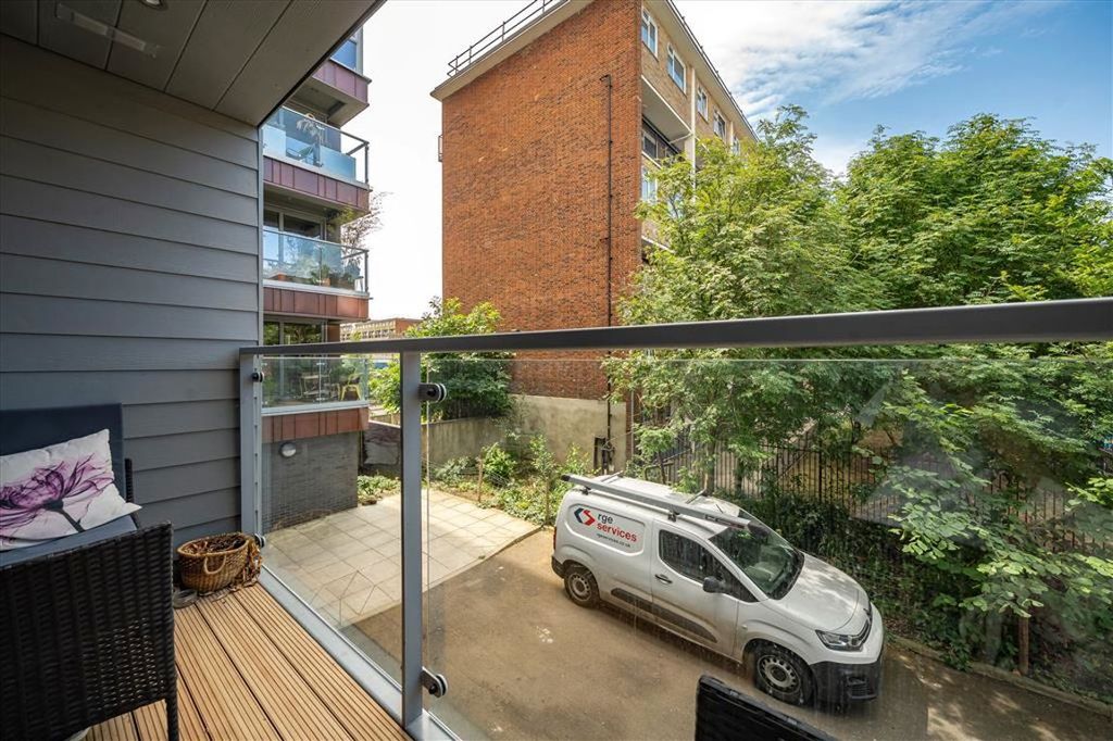 Property photo 3 of 11