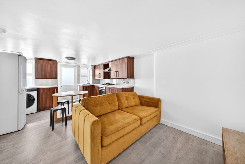 Property photo 1 of 14 Dsc04601