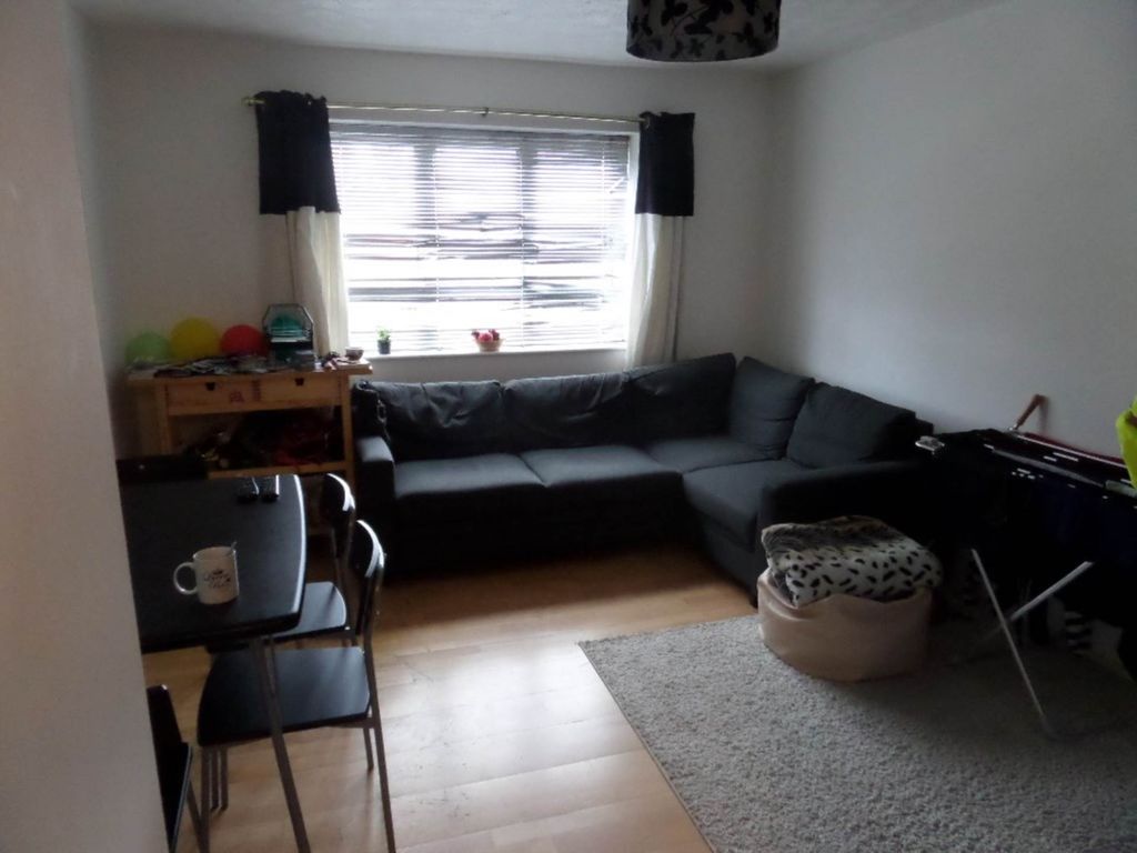 Property photo 2 of 3