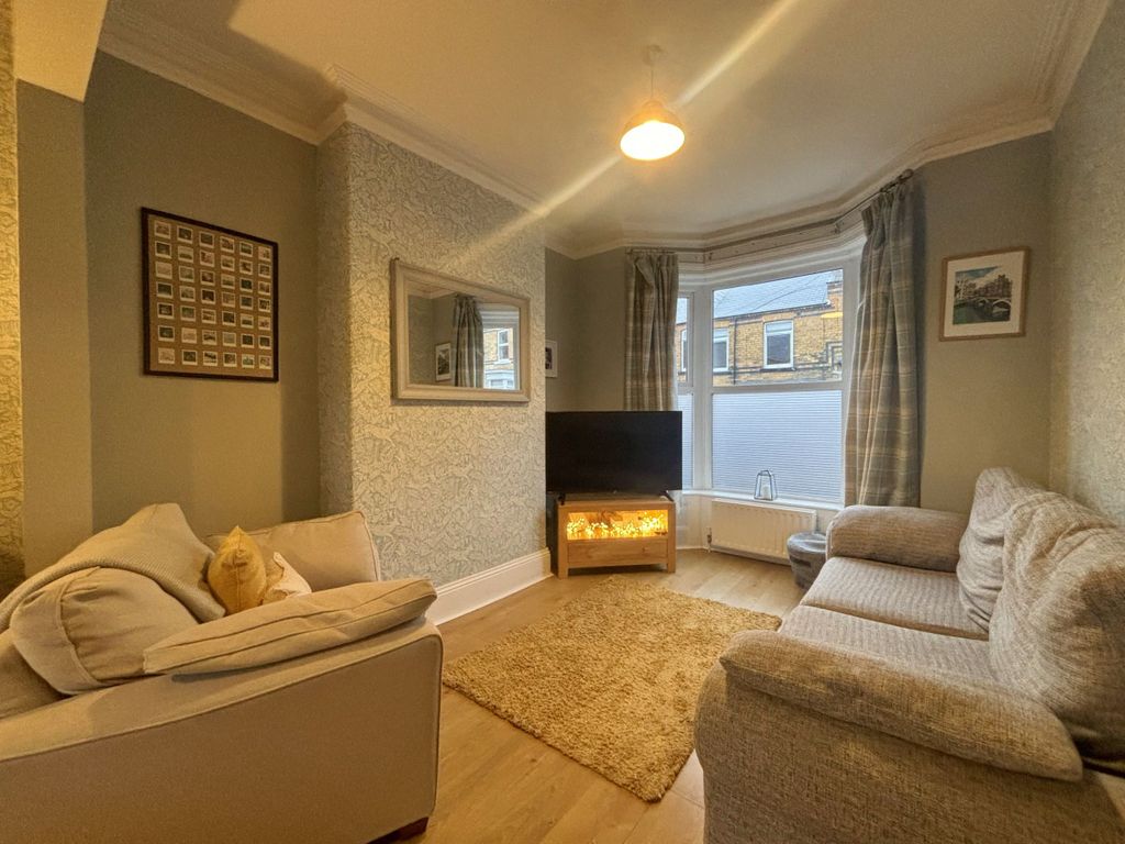 Property photo 2 of 29