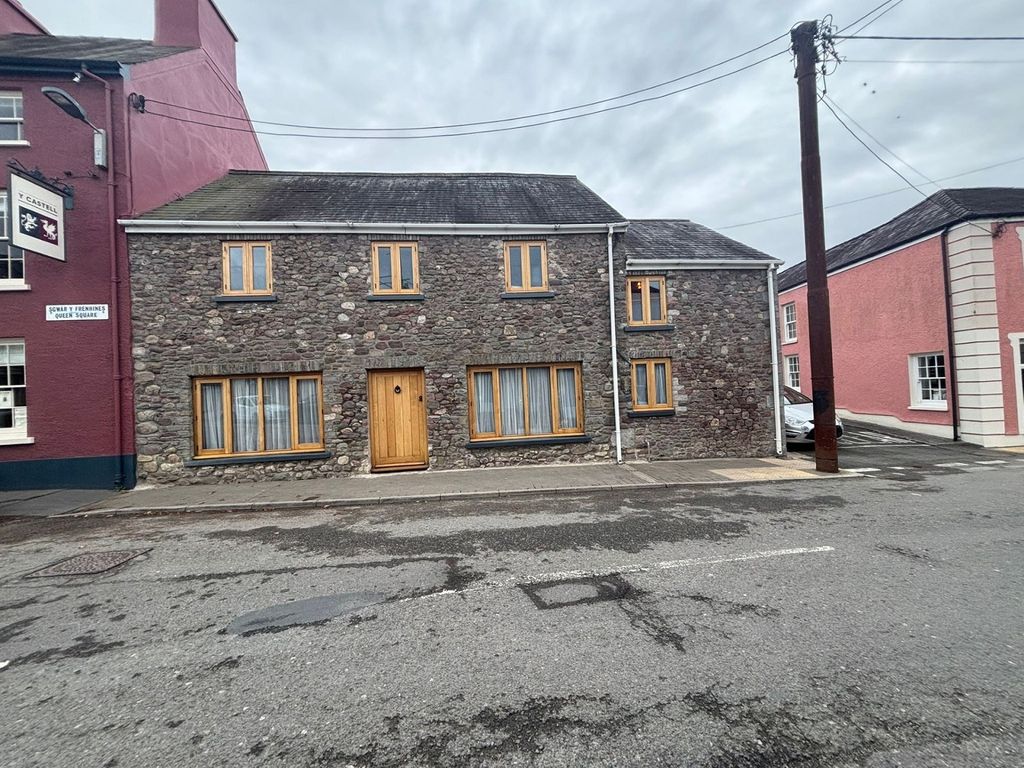 Property photo 1 of 12 Main Image