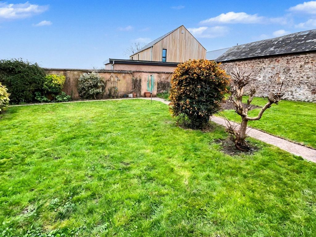 Property photo 3 of 25 Rear Garden