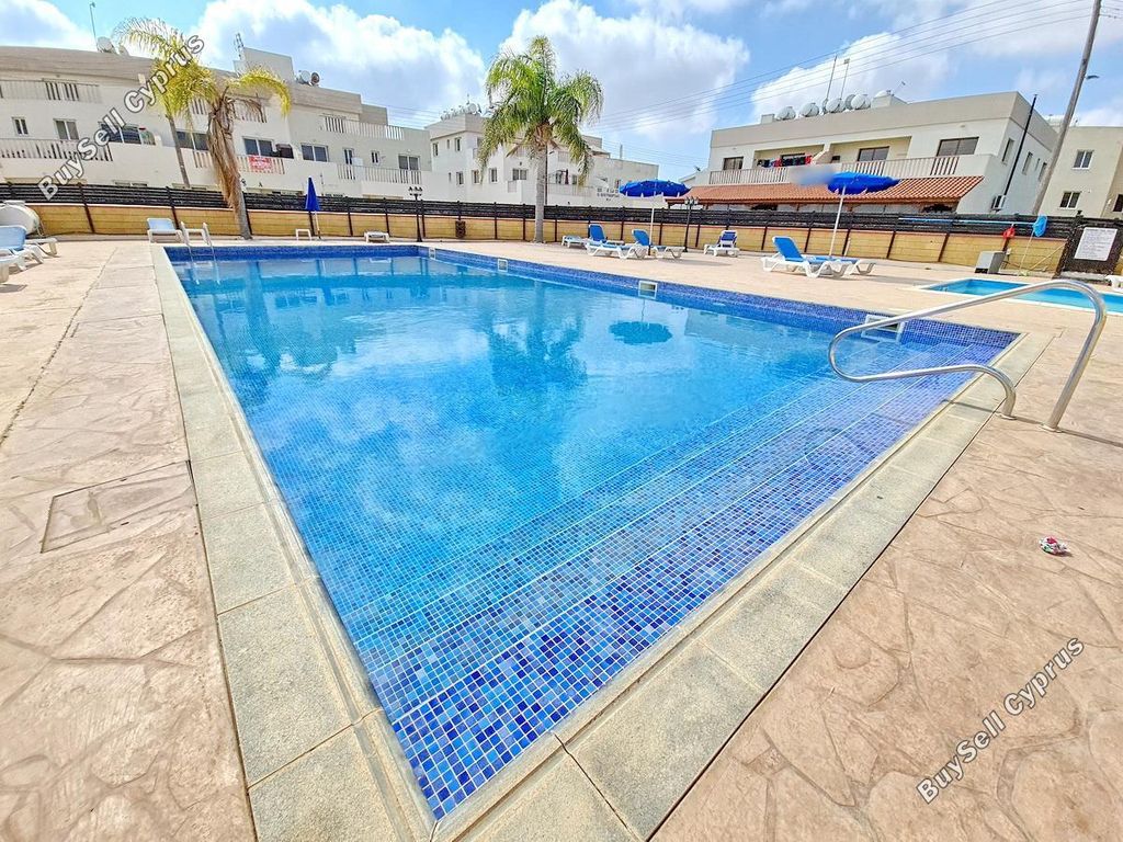 Property photo 1 of 31