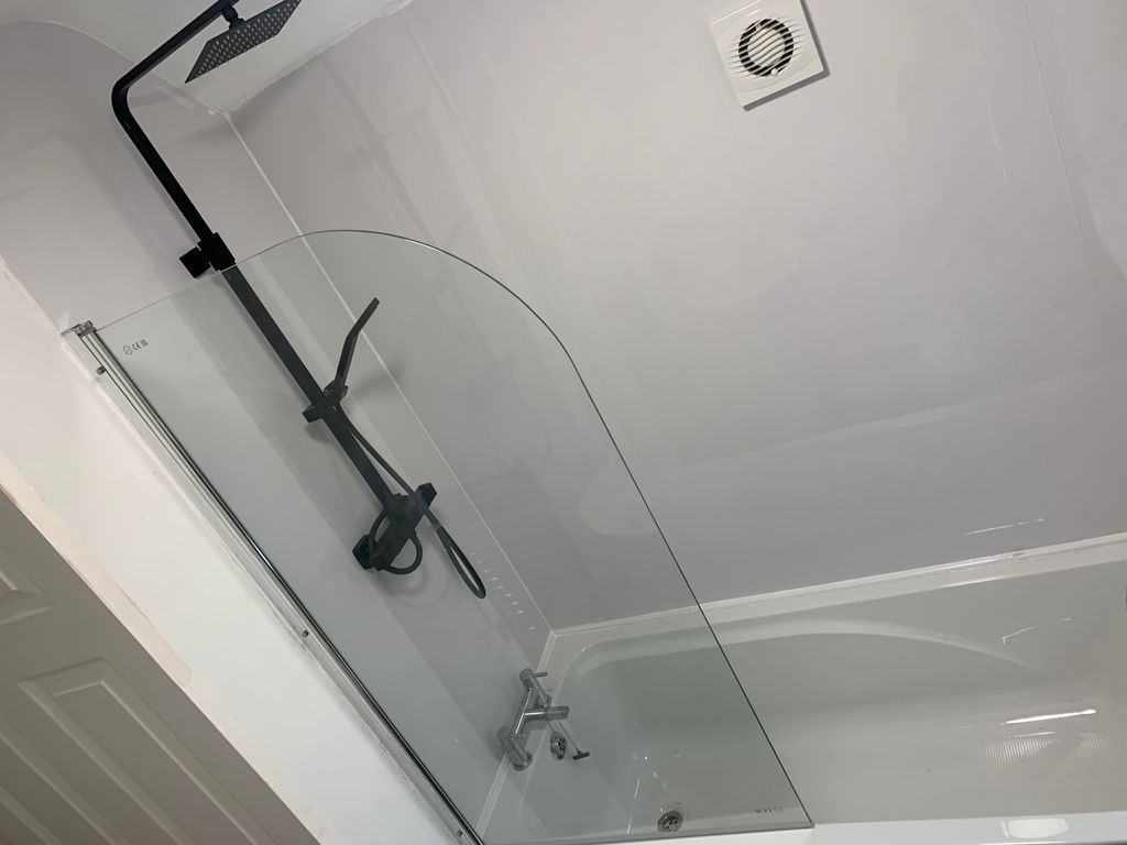 Property photo 3 of 9 Balcony