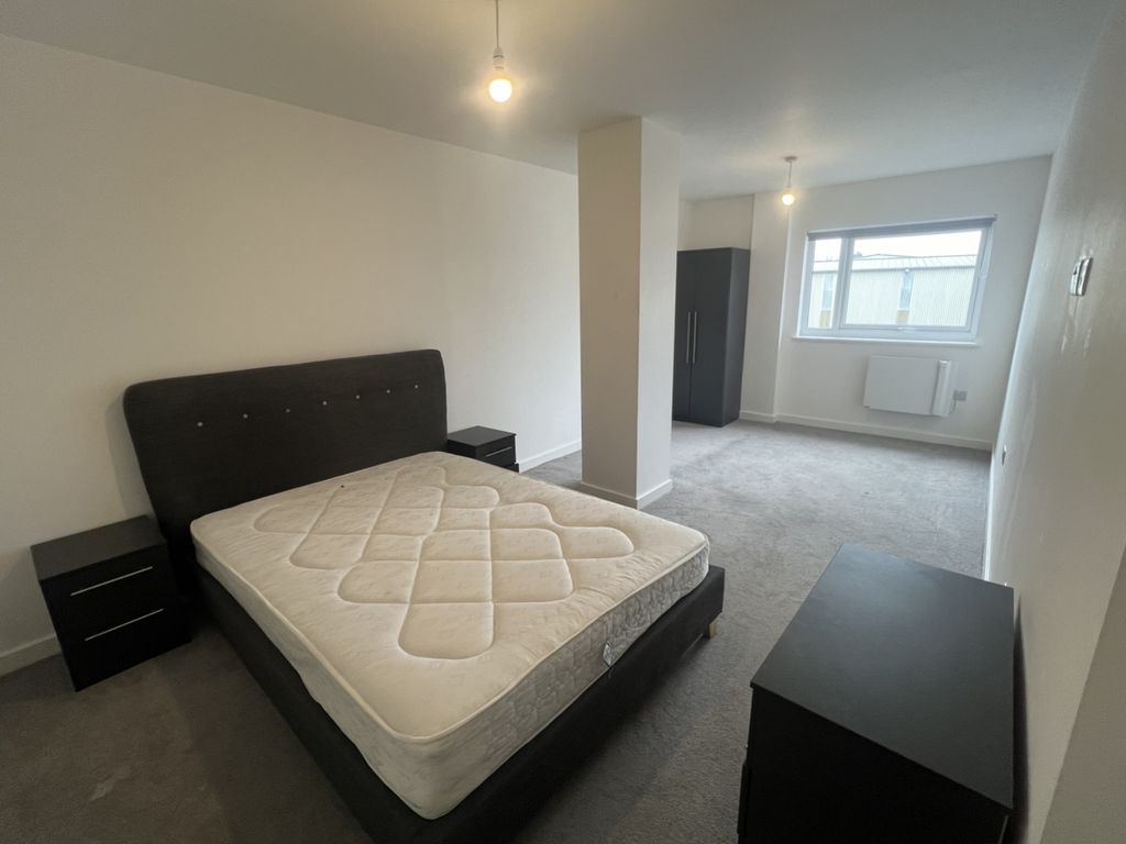 Property photo 3 of 4 46 Lh Bedroom