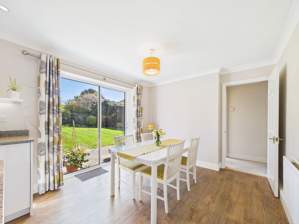 Property photo 3 of 37