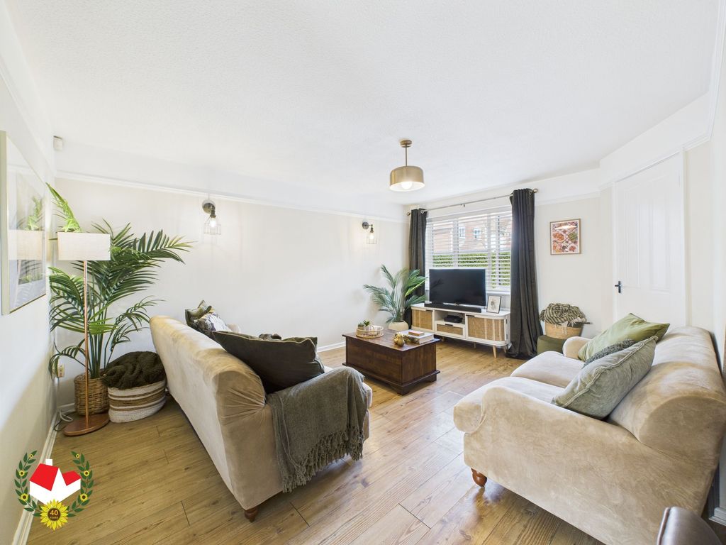 Property photo 2 of 14