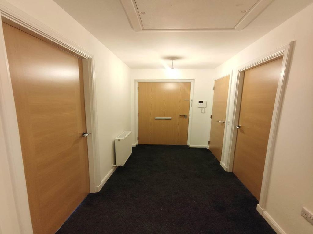 Property photo 2 of 8 1632129285134