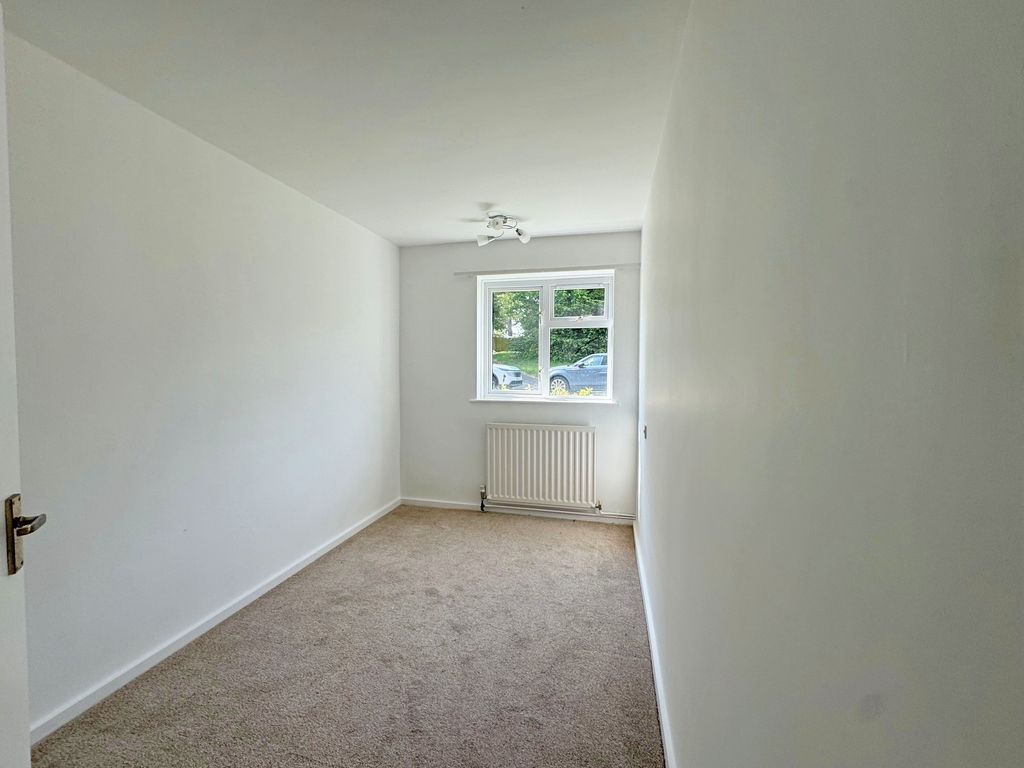 Additional image 11 of 2 bed flat for saleWebster Avenue, Kenilworth CV8