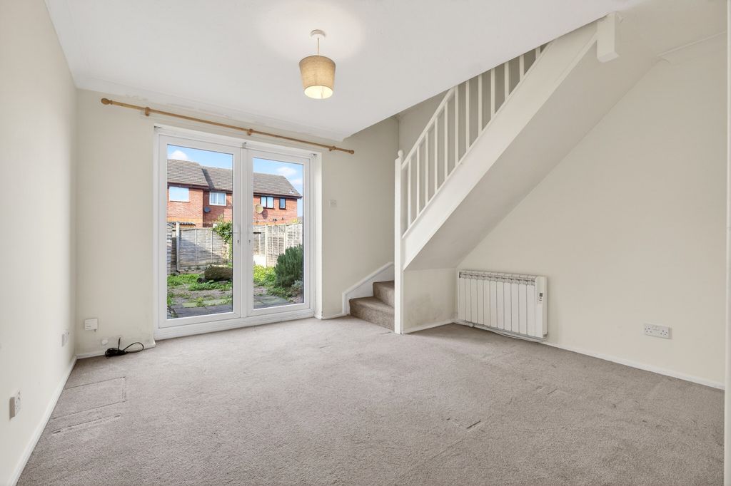 Property photo 2 of 8 Living Room