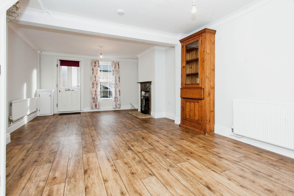 Property photo 3 of 16 View