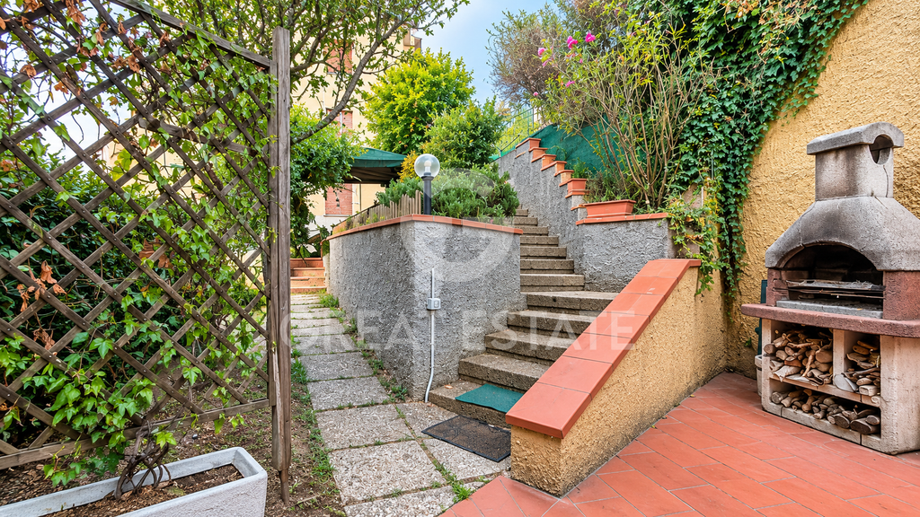 Property photo 1 of 31 Exteriors
