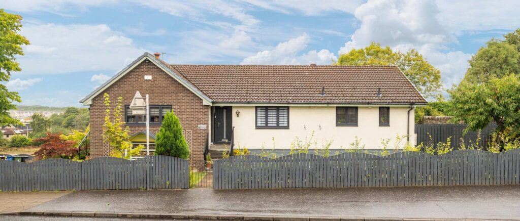 Property photo 1 of 29