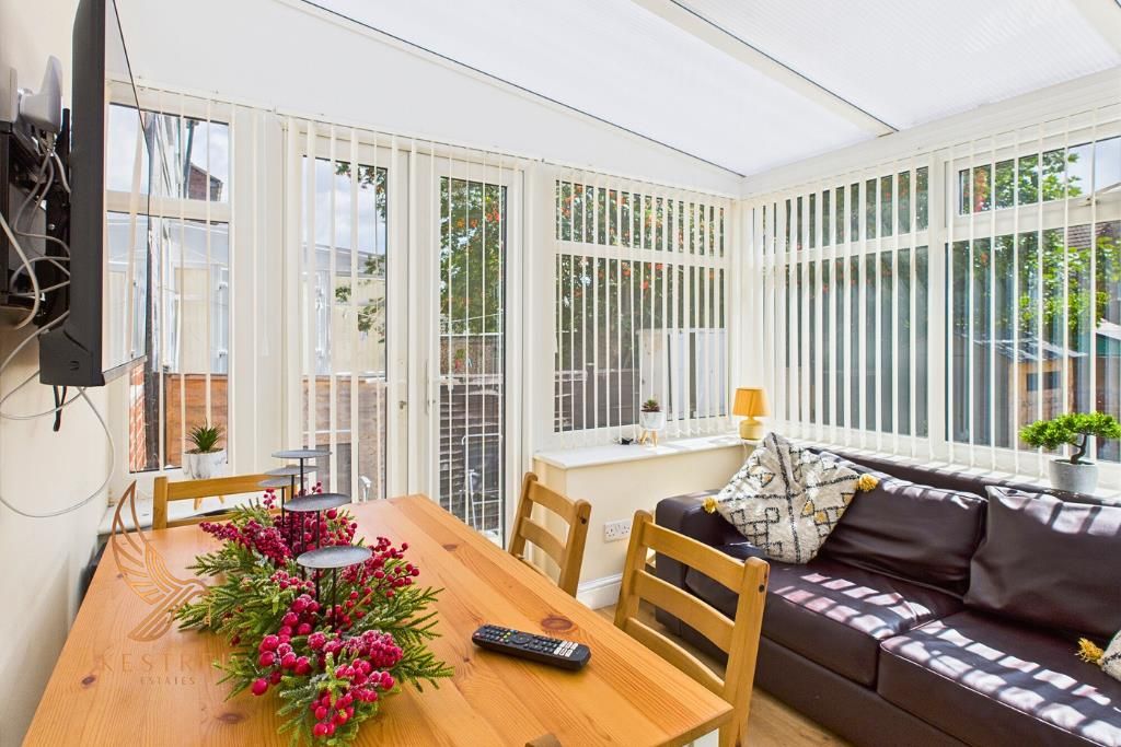 Property photo 2 of 6 21.Png