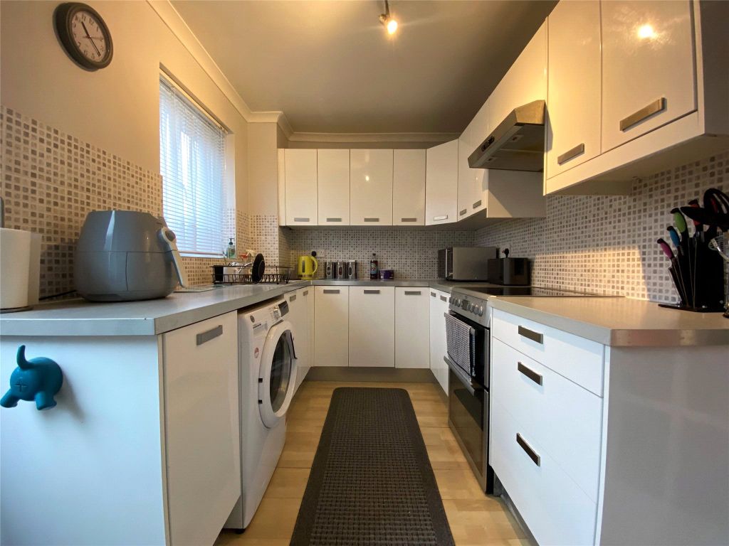 Property photo 2 of 10 Picture No. 01