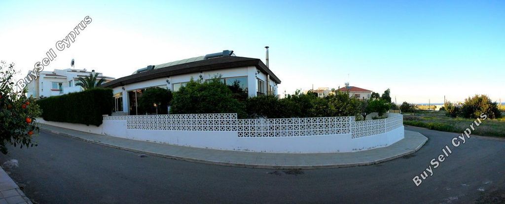 Property photo 3 of 52