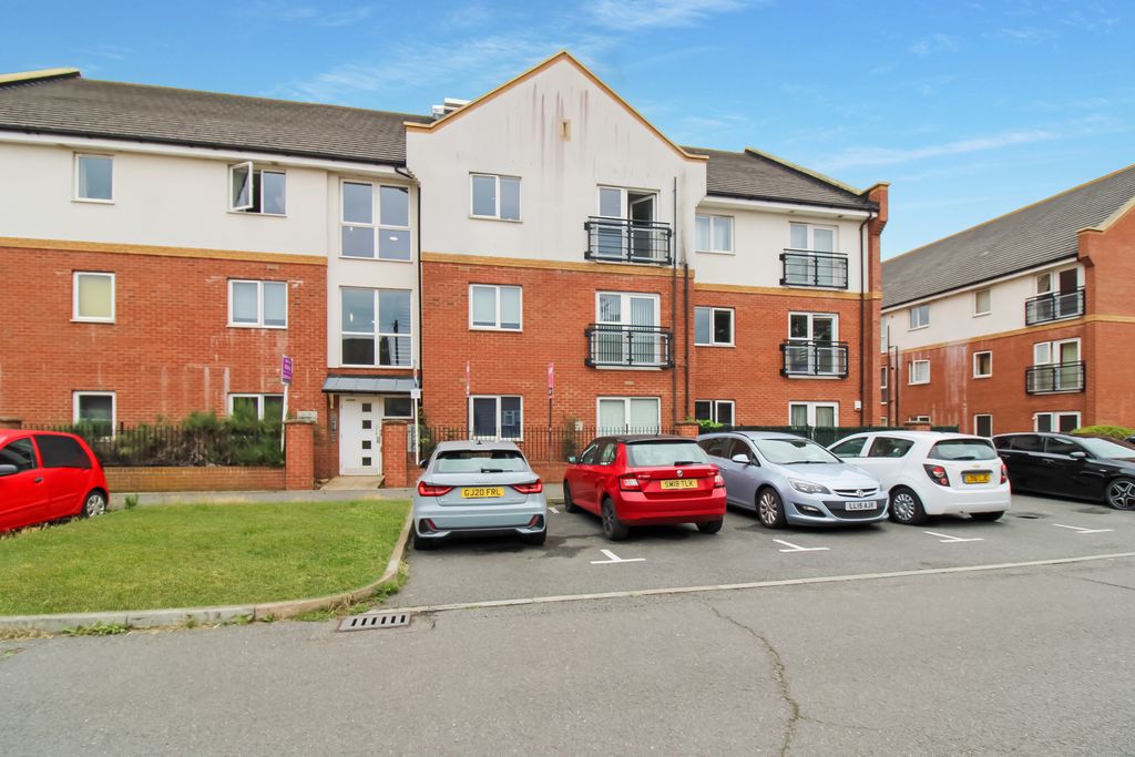 Property photo 1 of 7 Img_4044