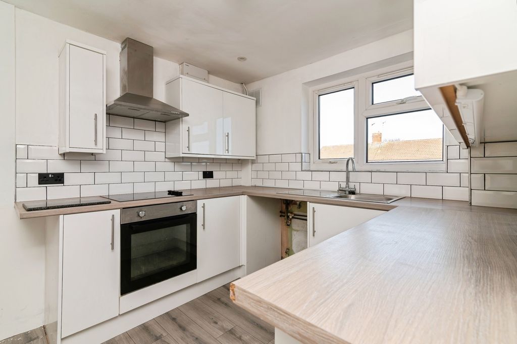 Property photo 1 of 10 Pbox-Img.Jpg