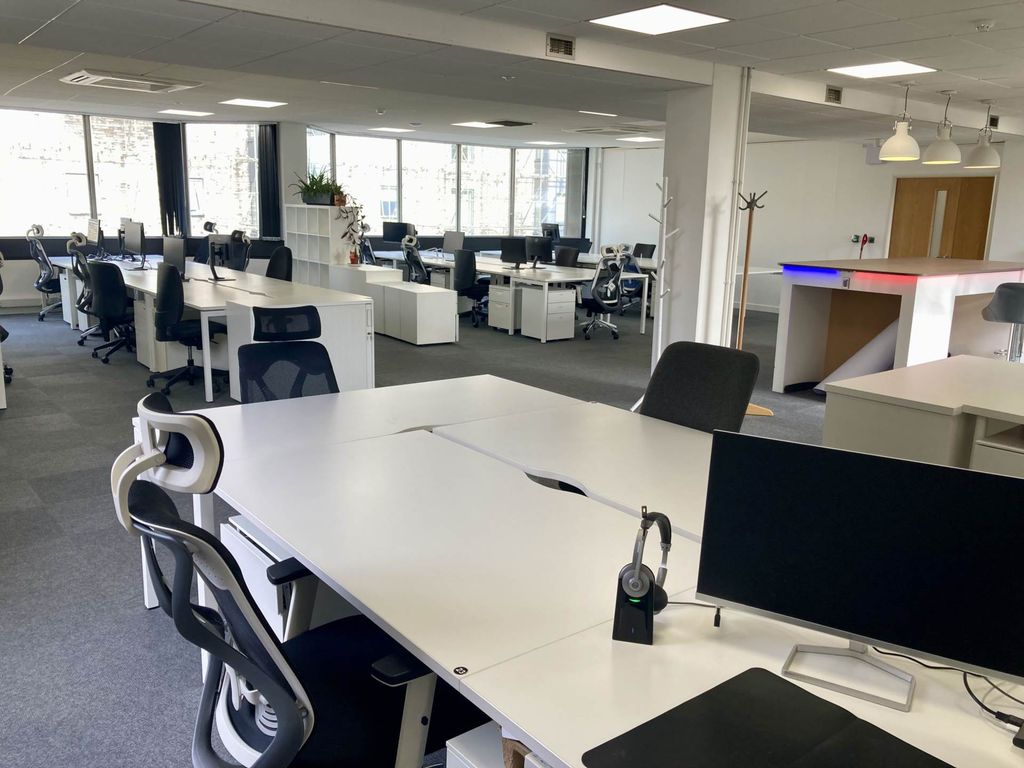 Property photo 2 of 4