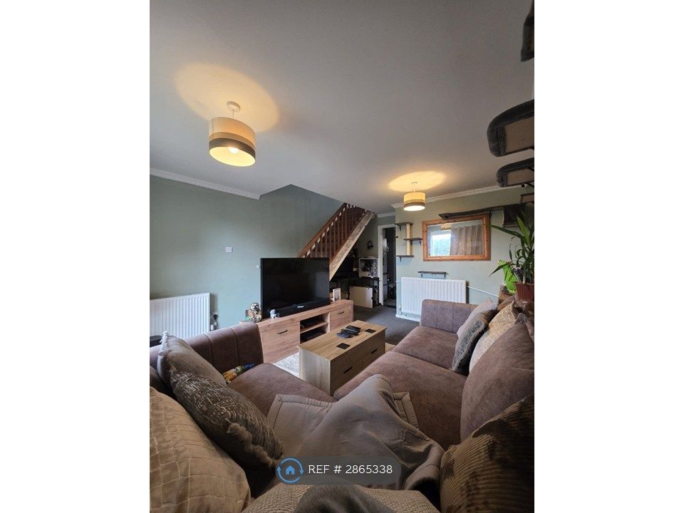 Property photo 2 of 12