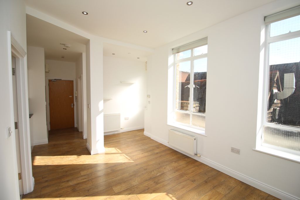 Property photo 2 of 7 Img_0394
