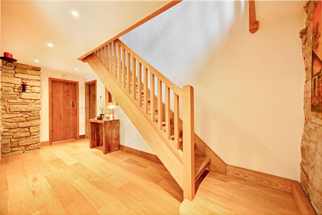 Additional image 28 of 4 bed detached house for saleHigher Whittlestone Head Farm, Whittlestone Head, Darwen BB3