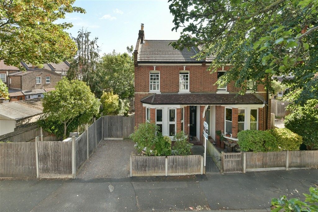 Property photo 1 of 20 External (Web)