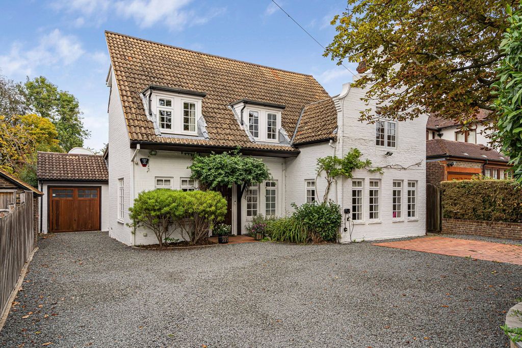Property photo 1 of 36