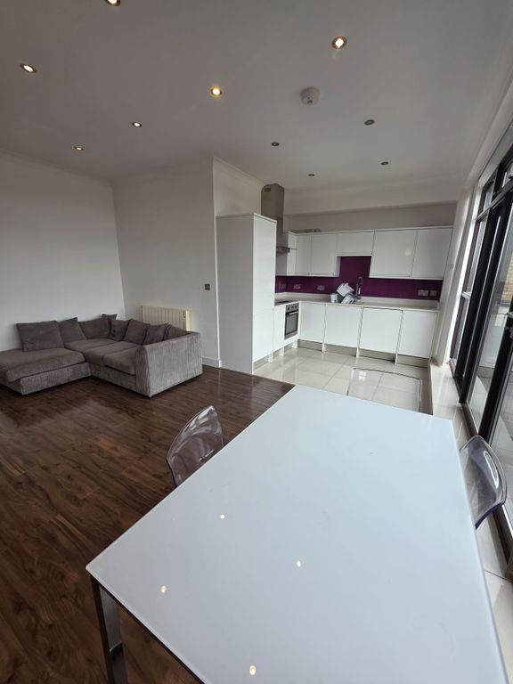 Property photo 2 of 7
