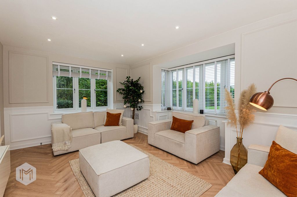 Property photo 3 of 38 Picture No. 16