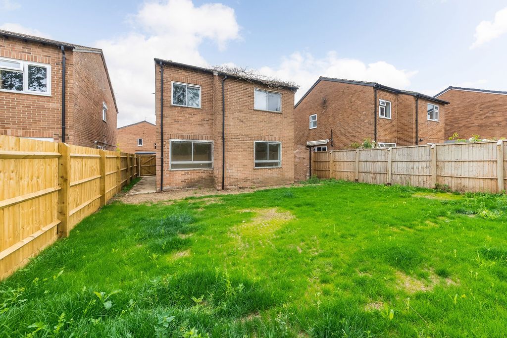 Property photo 2 of 15
