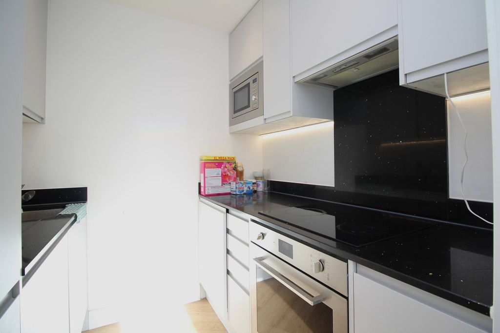 Property photo 3 of 5 Kitchen