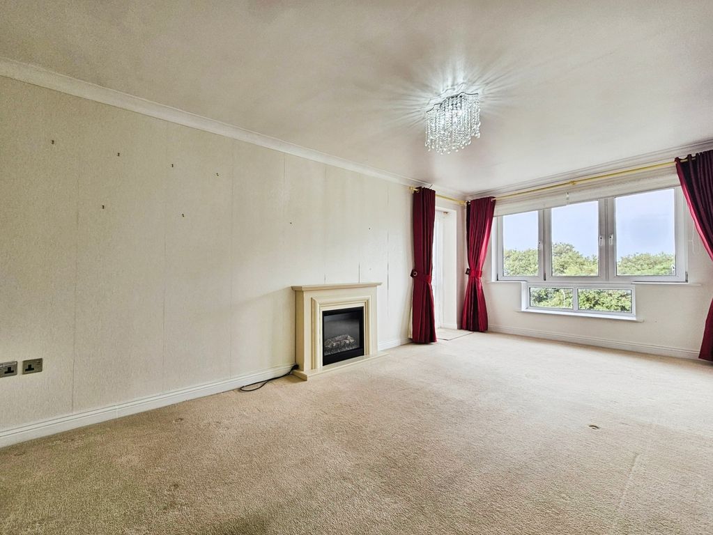 Property photo 2 of 17 Pbox-Img.Jpg