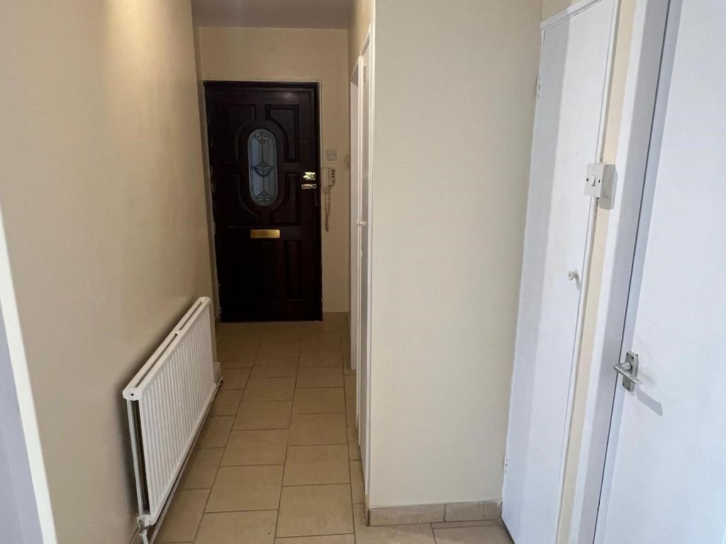 Property photo 2 of 14 6666.Jpg