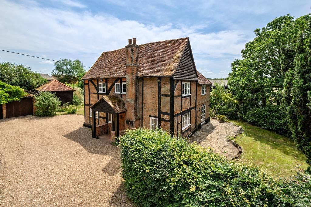 Property photo 1 of 29 External View