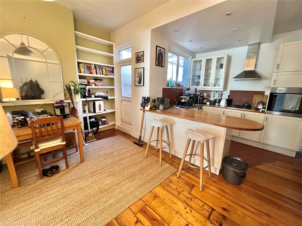 Property photo 1 of 17 Picture No. 30