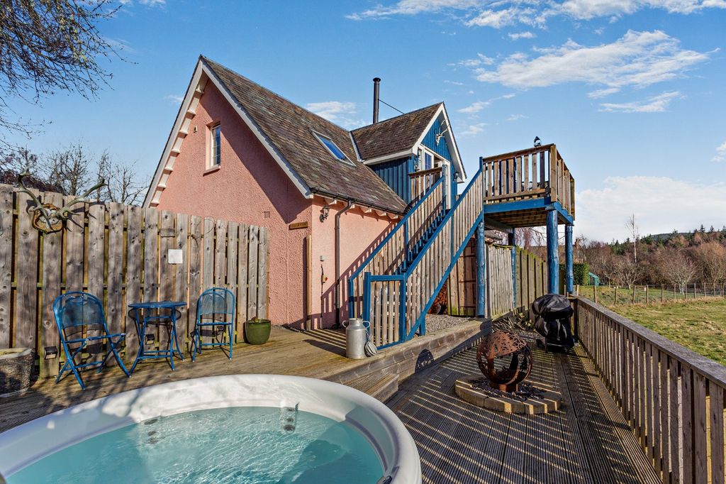 Property photo 3 of 22 Picture No. 03