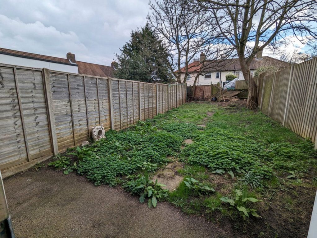 Property photo 3 of 5