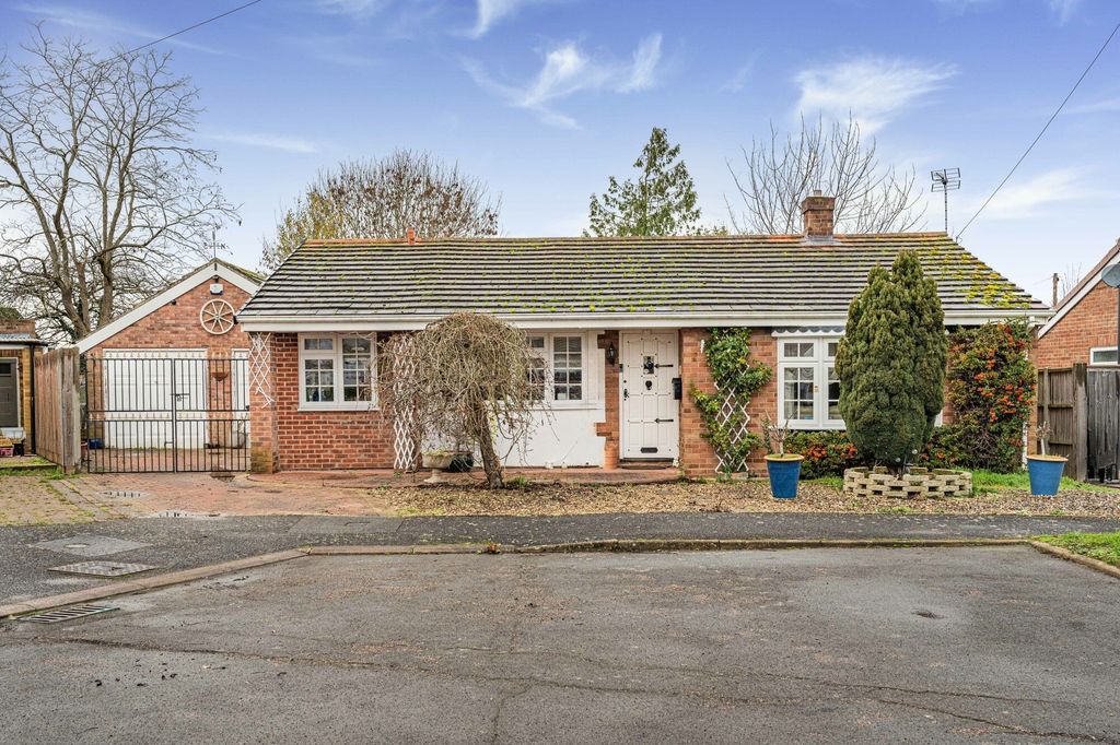 Property photo 2 of 9