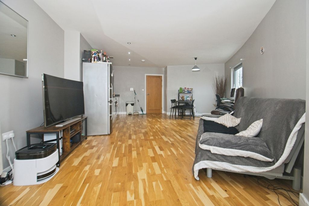 Property photo 1 of 14 Living/Dining Area